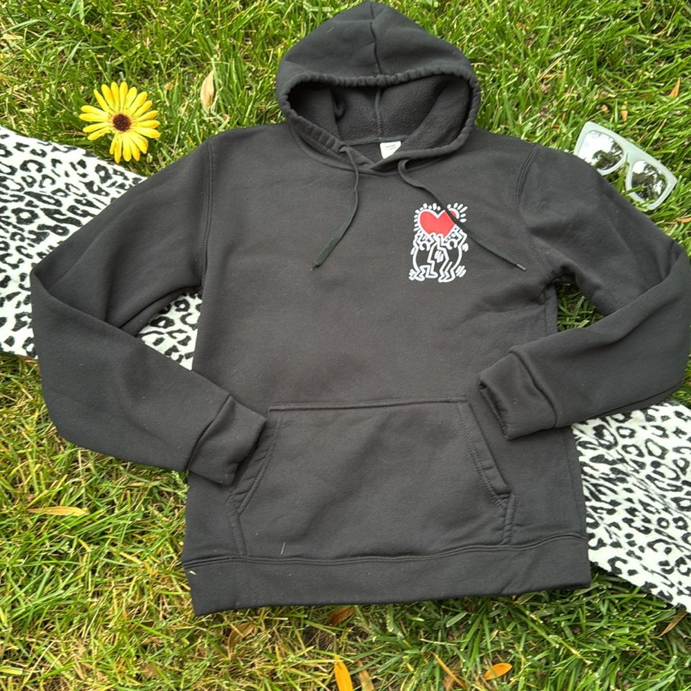 ❤️ KEITH HARING; Popular Uni-Sex Black Graphic Hoody Fits Men’s S & Misses M! - Picture 3 of 8
